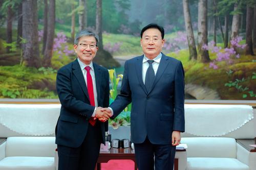 우호 교류 심화하고 호혜상생 촉진